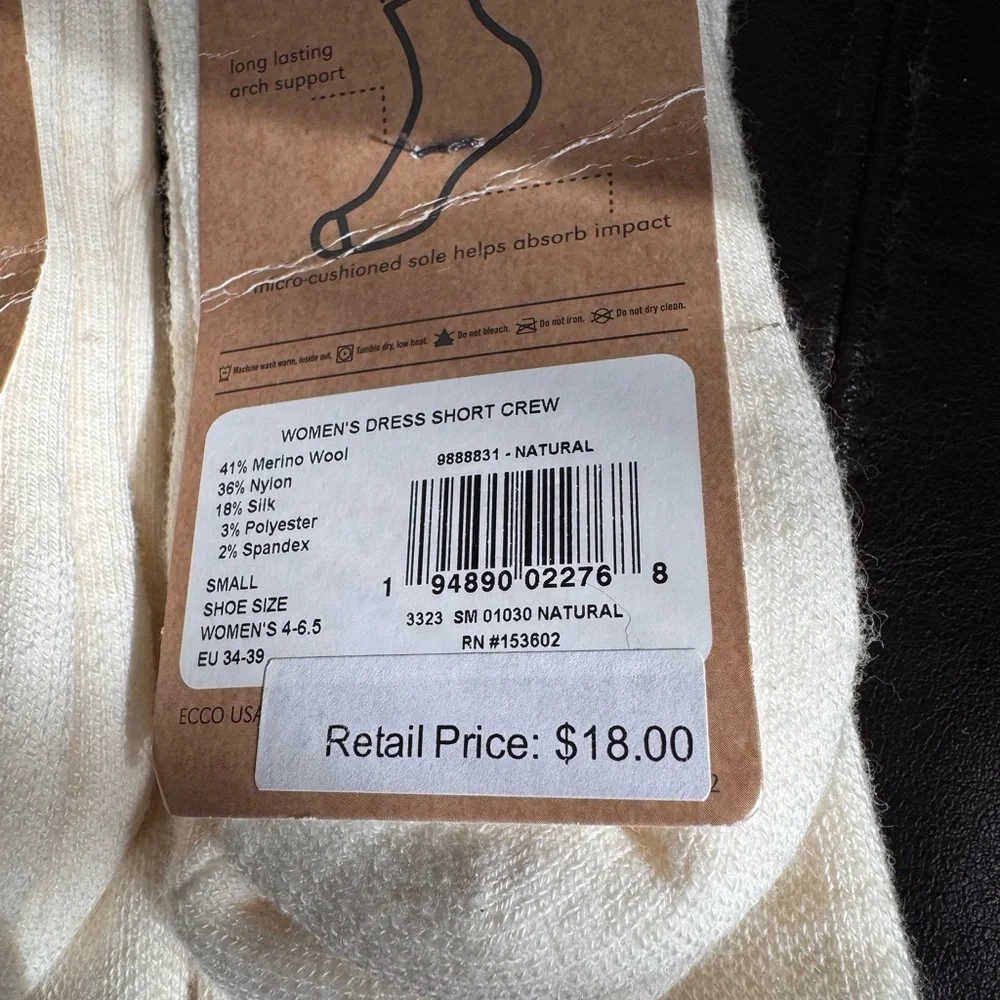 Ecco Women's Short Crew Socks - Cream 2 pairs